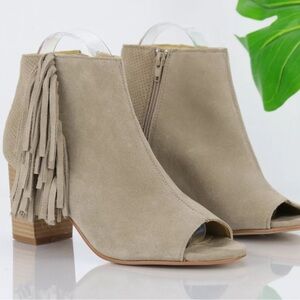 Kensie Womens Erika Boot Tan Suede Fringe Open Toe Block Heel
